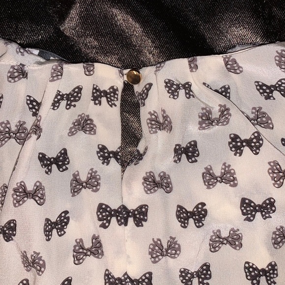 J. CREW Silk blouse with bows print, size 0 - Picture 13 of 14